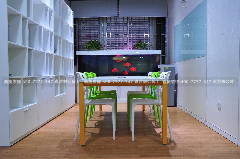 新美集团办公室 (13).jpg